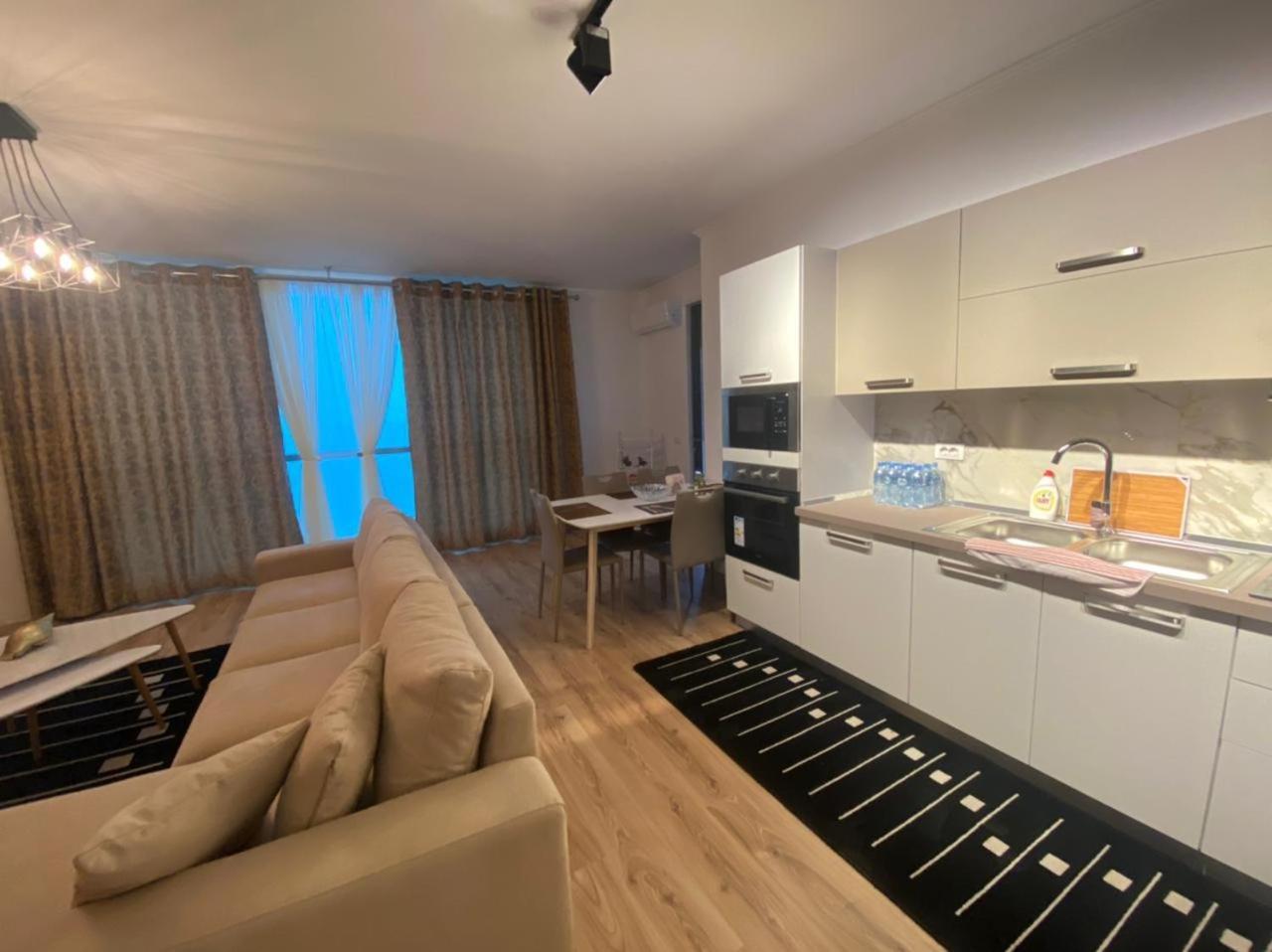 City Center& Sea View Apartment Durrës Buitenkant foto